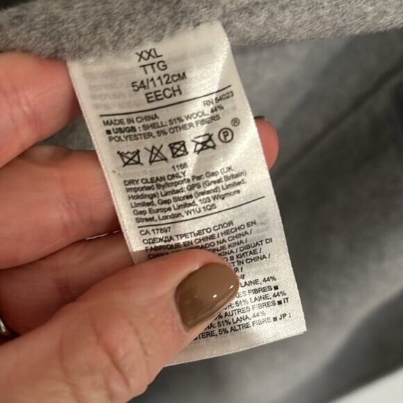 Banana Republic woman’s gray wool coat size XXLARGE - Picture 7 of 8